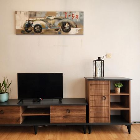 City Park Apartments พริสตีนา ภายนอก รูปภาพ